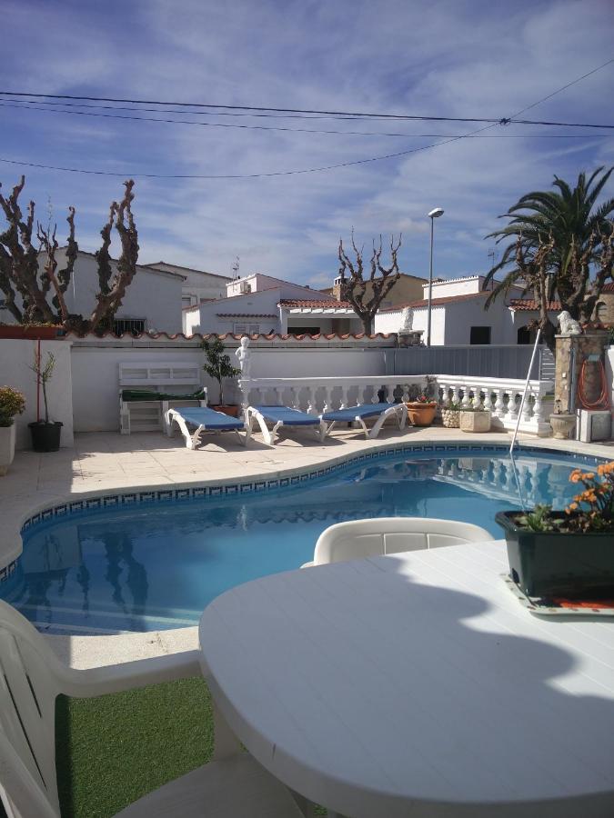 ALBERES 61-B EmpuriaRent Villa Empuriabrava Exterior foto